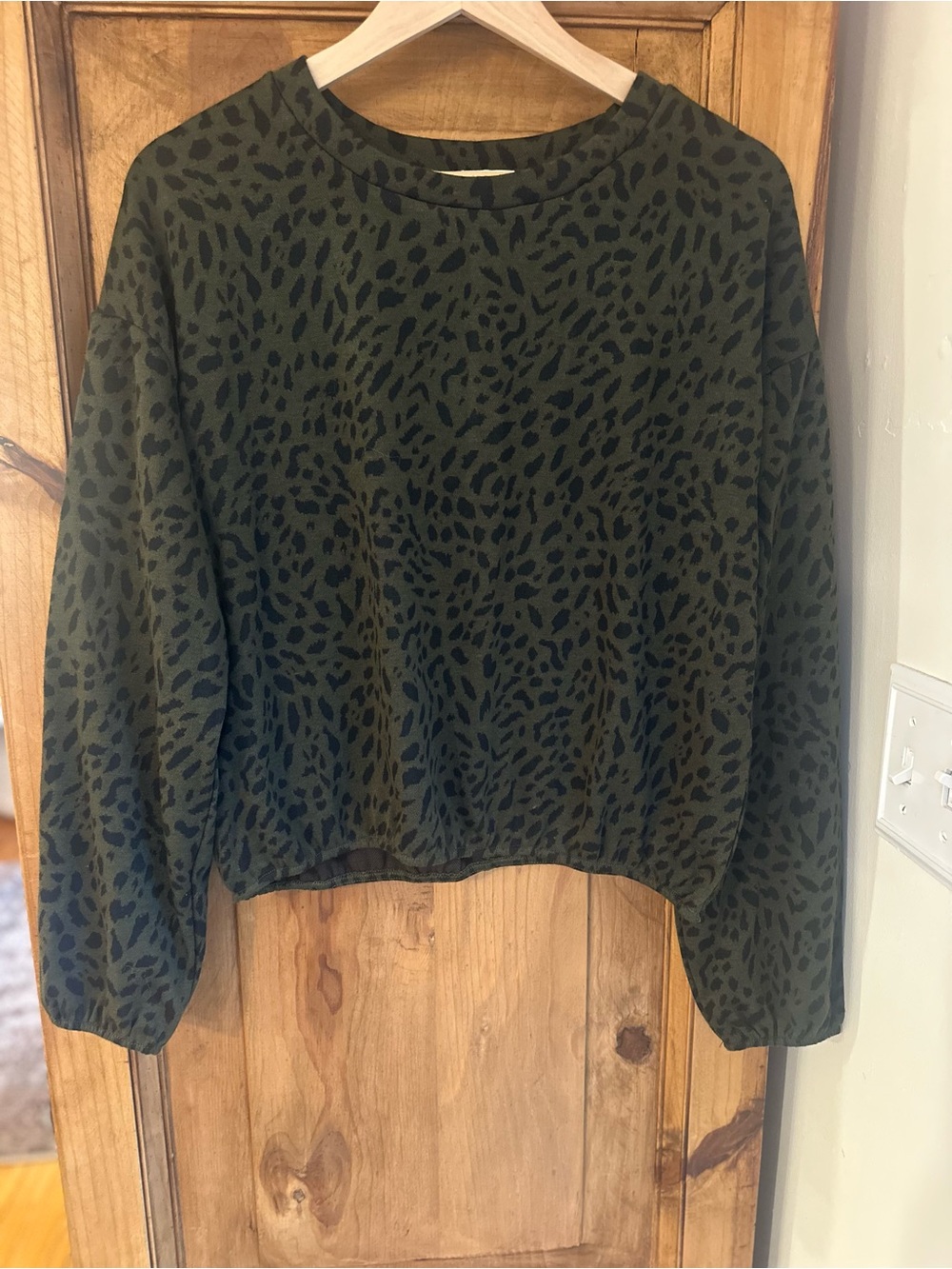 For The Republic Olive Green Leopard Print Pullover Top Medium